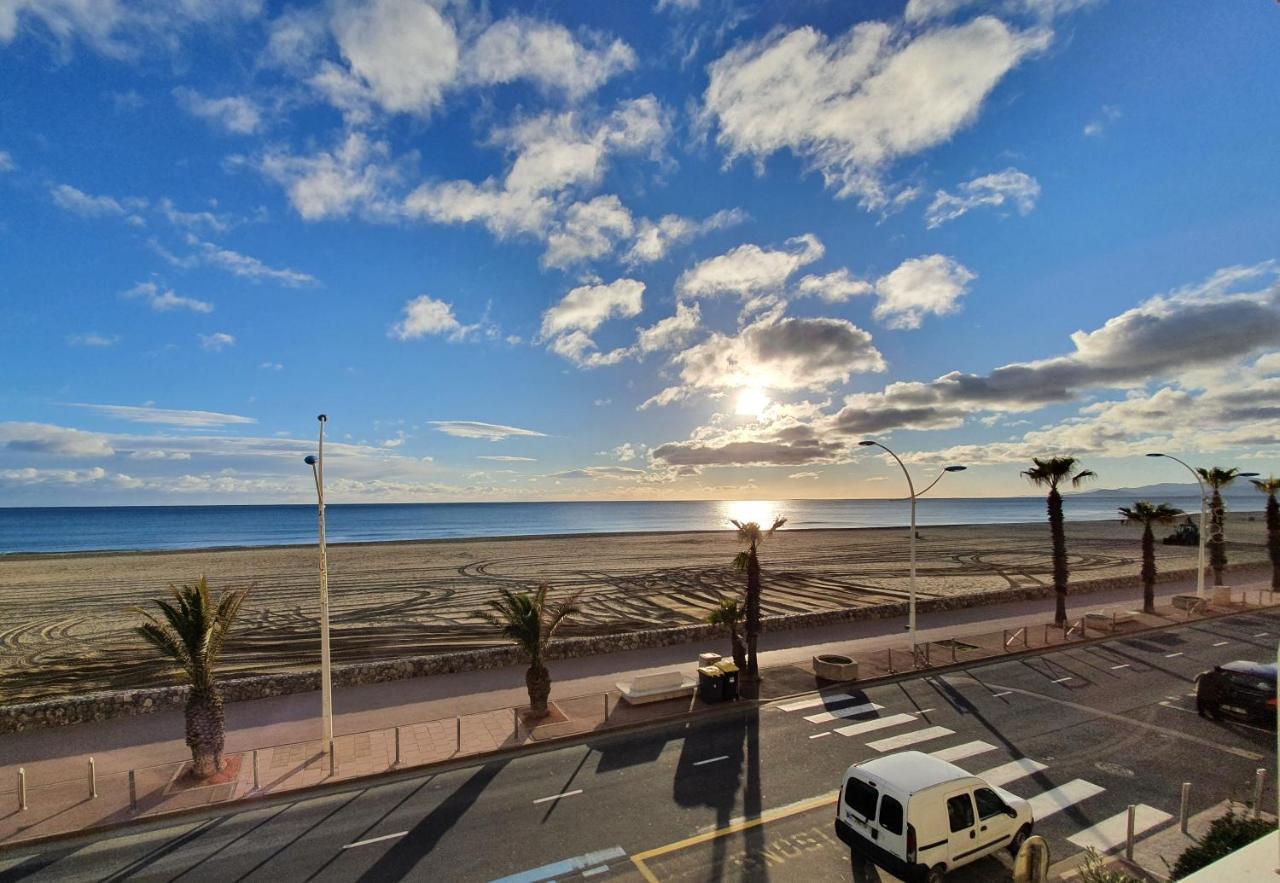 Magnifique Vue Mer Avec Une Chambre - Nouria 55 - Canet-en-Roussillon Bagian luar foto